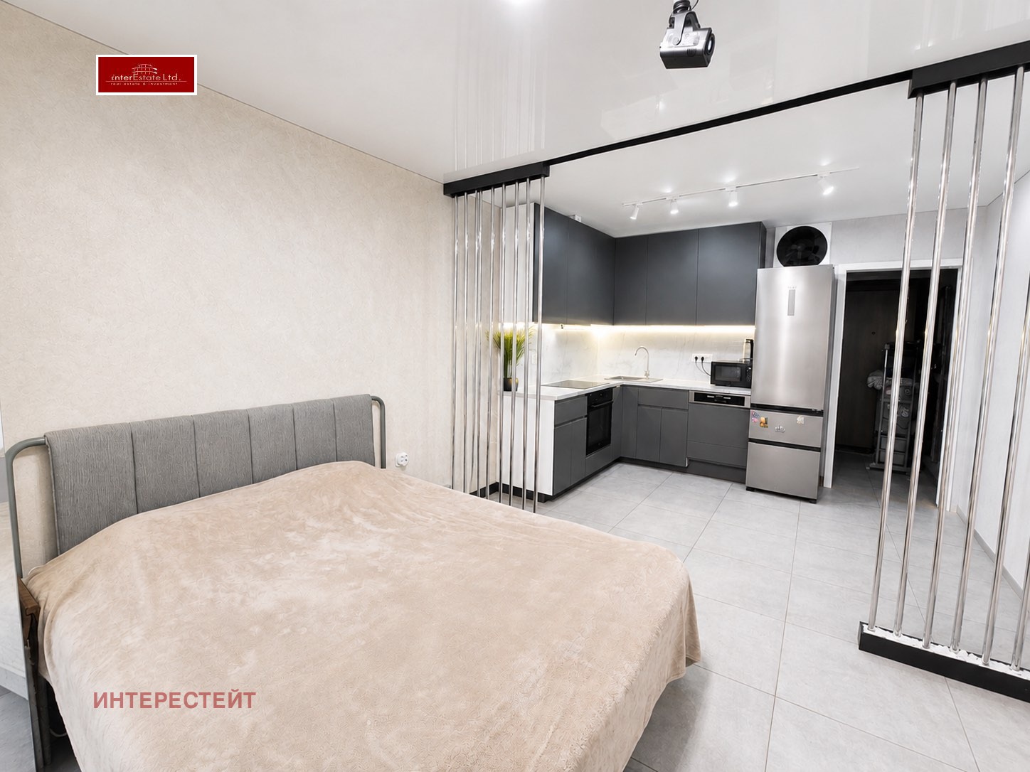 Продава 1-СТАЕН, гр. Бургас, Център, снимка 2 - Апартаменти - 55935777