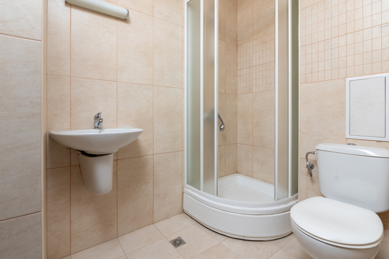 Продава  3-стаен град Кюстендил , Център , 98 кв.м | 57321611 - изображение [3]