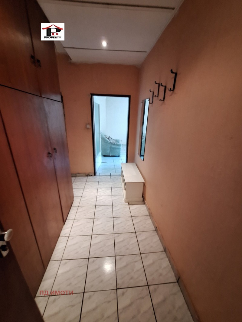 Na prodej  2 ložnice Sofia , Slatina , 70 m2 | 43240308 - obraz [17]