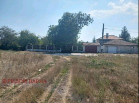 Продажба на имоти в с. Куманово, област Варна - изображение 19 