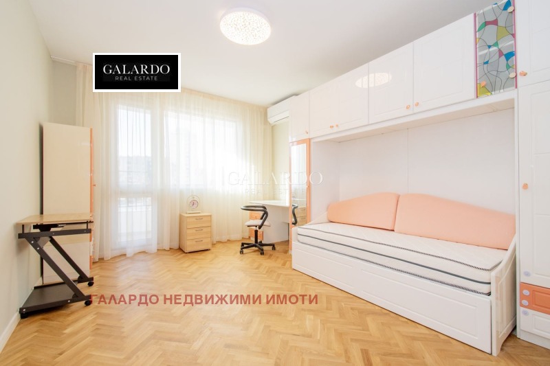 Продава  4-стаен град София , Гоце Делчев , 170 кв.м | 27174114 - изображение [8]