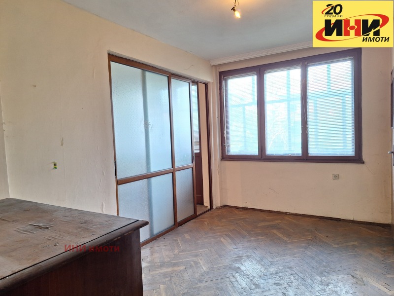 In vendita  3 camere da letto Ruse , Tsentar , 170 mq | 99994041 - Immagine [3]
