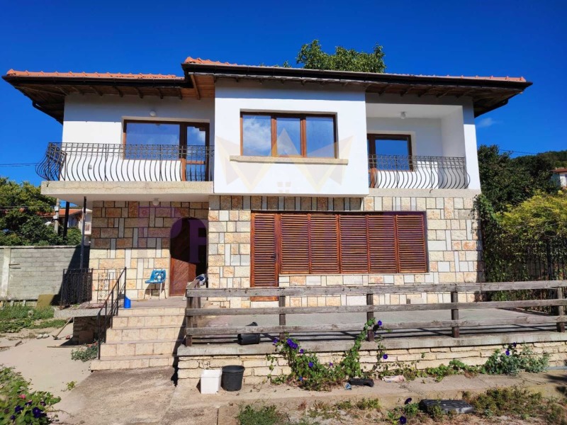 À vendre  Maison région de Dobritch , Baltchik , 130 m² | 56843928