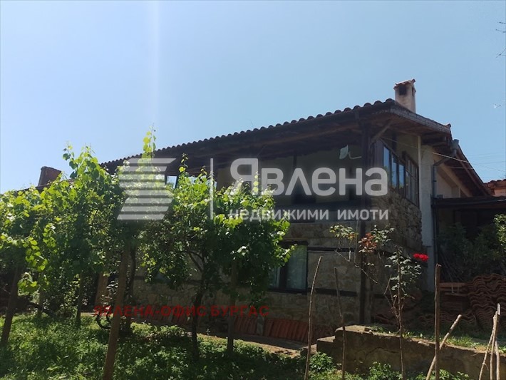 Продава  Къща, област Бургас, с. Кости •  110 000 EUR • ID 30239634 — holmes.bg - [1] 