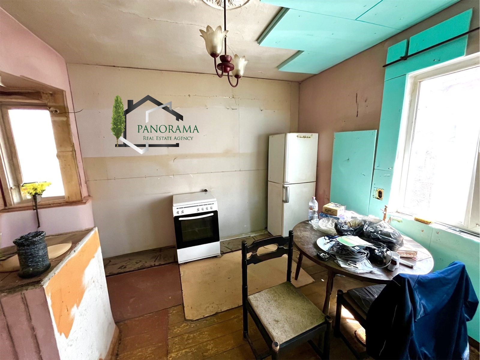 Продава КЪЩА, гр. Шумен, Военно училище, снимка 6 - Къщи - 54190626