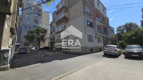 3-стаен град Русе, Център