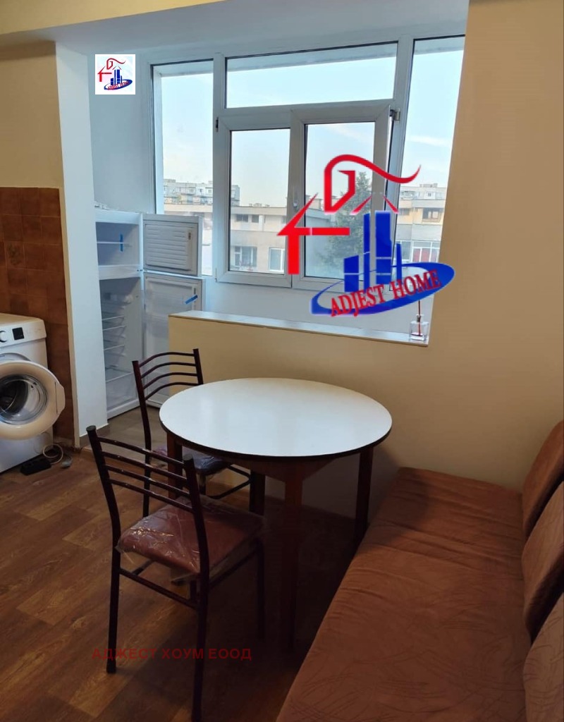 Продава  2-стаен град Шумен , Тракия , 60 кв.м | 53192726