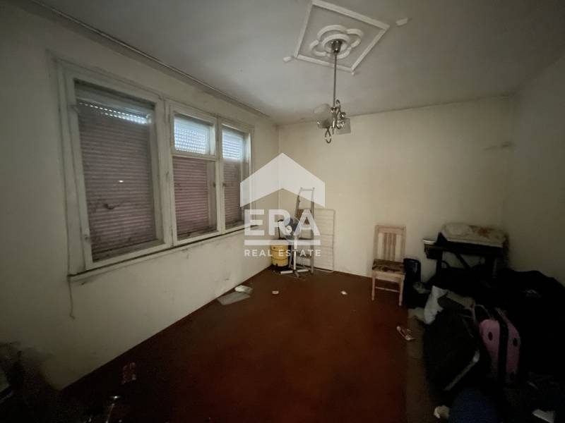 Продава  3-стаен град Русе , Център , 75 кв.м | 24643720 - изображение [8]