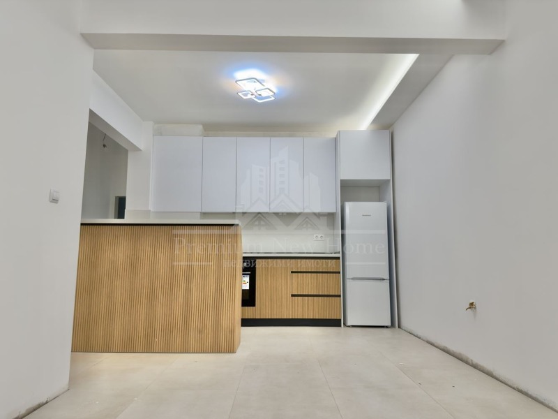 Продава 3-СТАЕН, гр. София, Център, снимка 3 - Апартаменти - 52580188