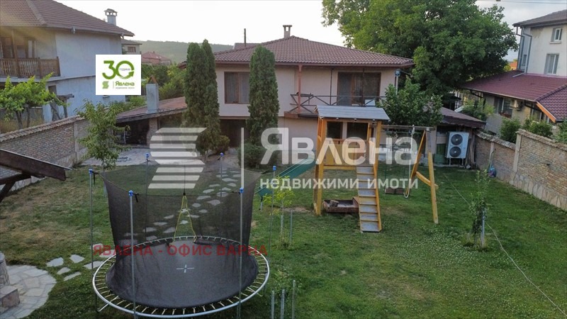Myytävänä  Talo Varna , Zvezditsa , 226 neliömetriä | 33753406 - kuva [2]