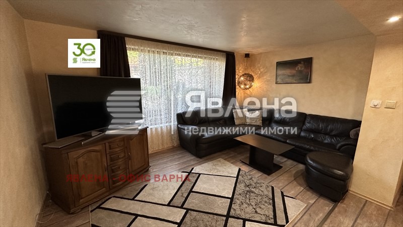 Myytävänä  Talo Varna , Zvezditsa , 226 neliömetriä | 33753406 - kuva [11]