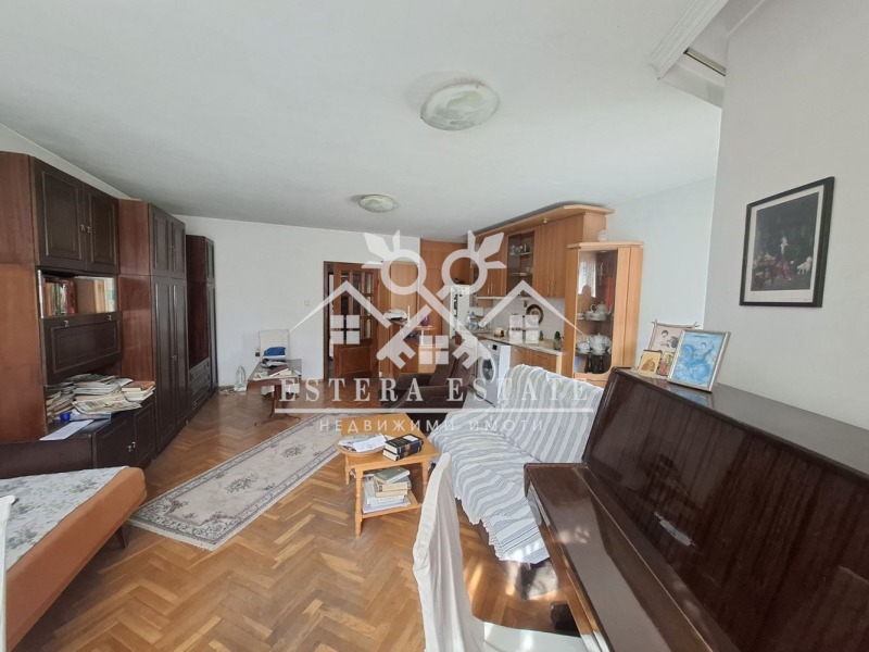 Продава 2-СТАЕН в град Шумен, Пожарната - 72 кв.м / 107 000 € » 209 273.81 лв., ЕСТЕРА ЕСТЕЙТ
