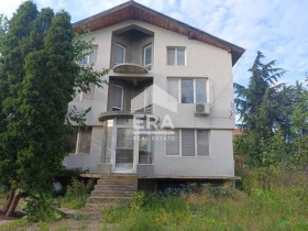 Дом м-т Ракитника, Варна