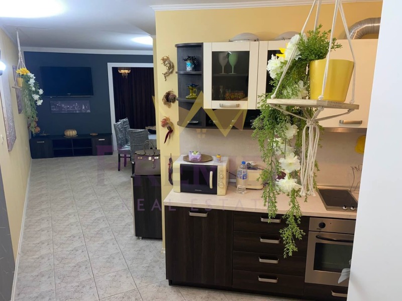 Продава 3-СТАЕН, гр. Свети Влас, област Бургас