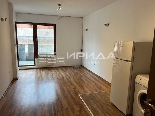 Продава 3-СТАЕН, гр. София, Център, снимка 2 - Апартаменти - 53779262