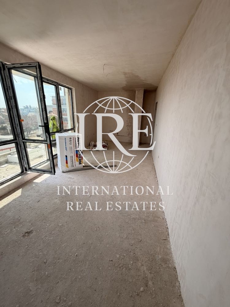 Продава 3-СТАЕН, гр. Варна, м-т Горна Трака, снимка 2 - Апартаменти - 54679870