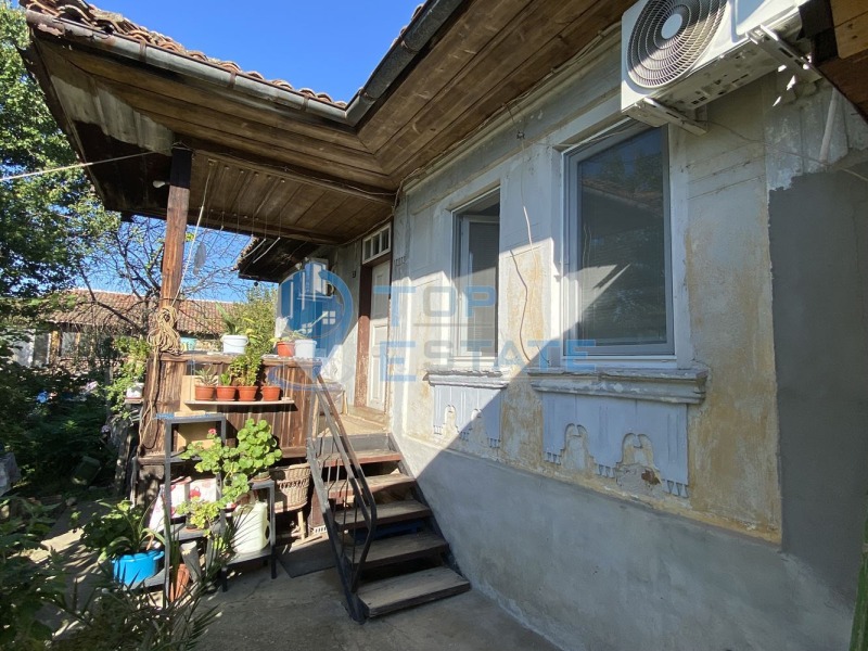 Продава КЪЩА, с. Първомайци, област Велико Търново, снимка 10 - Къщи - 42243373