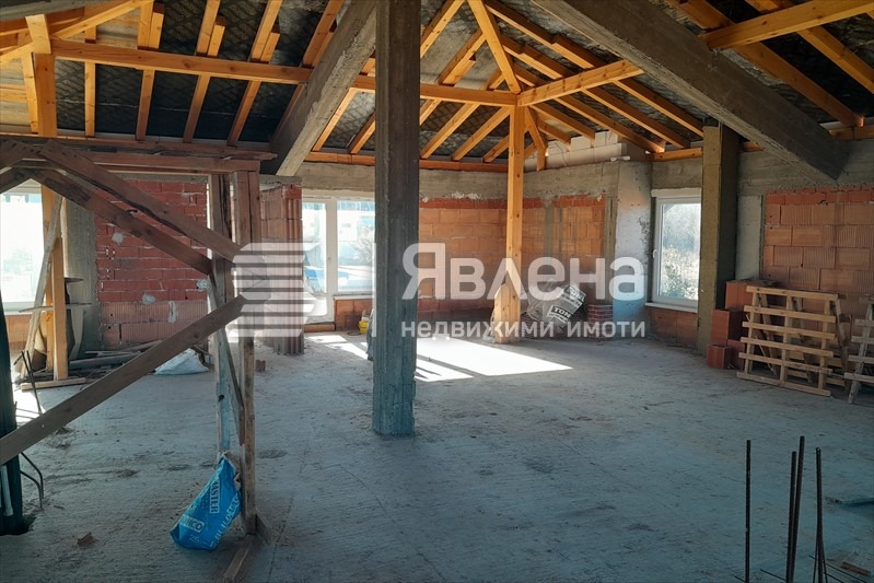 Продава КЪЩА, с. Марково, област Пловдив, снимка 7 - Къщи - 48006501