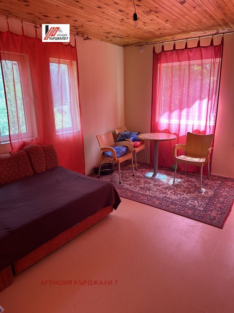 Продава КЪЩА, с. Петково, област Смолян, снимка 5 - Къщи - 54122226