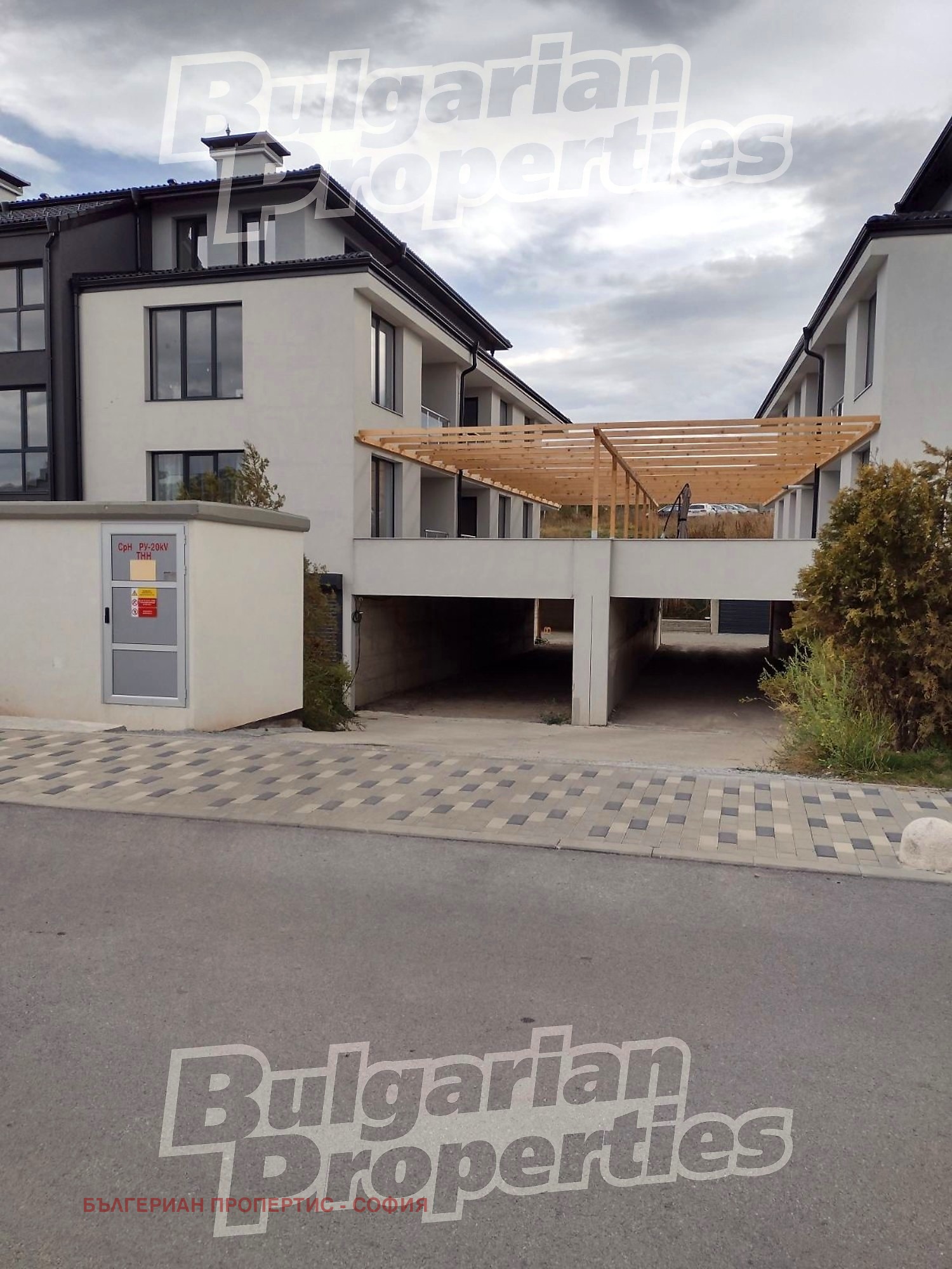 Продава ГАРАЖ, ПАРКОМЯСТО, гр. София, Младост 4, снимка 4 - Гаражи и паркоместа - 55785506