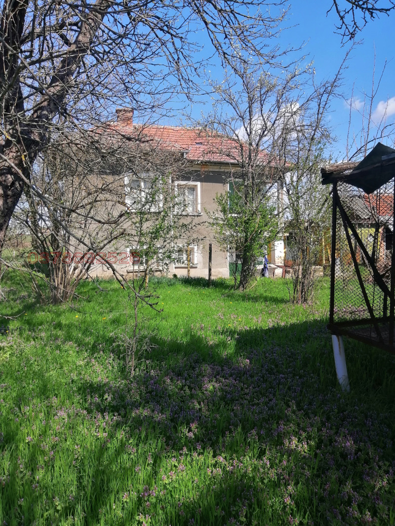 Продава КЪЩА в област Враца, с. Горно Пещене - 70 кв.м / 33 000 € » 64 542.39 лв.