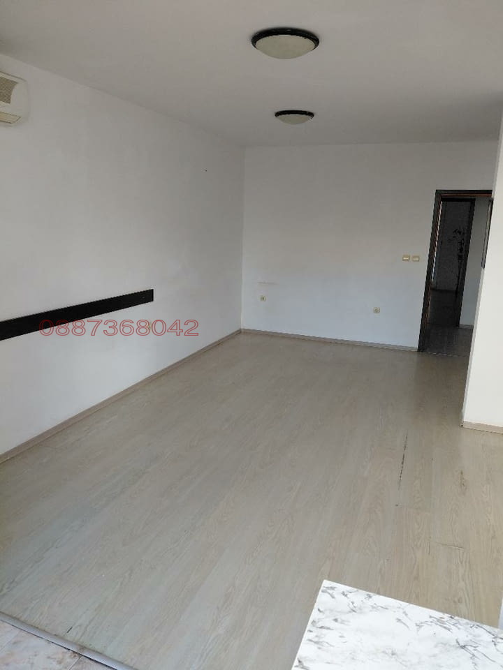 Продава 2-СТАЕН, гр. Бургас, Възраждане, снимка 2 - Апартаменти - 55238603