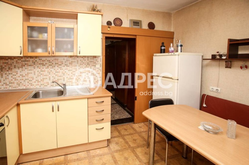 Til salgs  2 soverom Sofia , Slavija , 98 kvm | 35954132 - bilde [2]