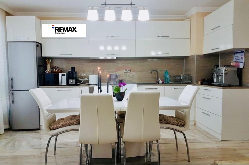 Продава 3-СТАЕН, гр. Бургас, Сарафово, снимка 3 - Апартаменти - 52576336