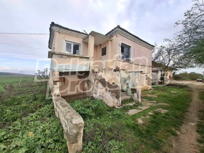 Продава КЪЩА в област Ямбол, с. Пчела - 140 кв.м / 12 500 € » 24 447.88 лв., БЪЛГЕРИАН ПРОПЕРТИС