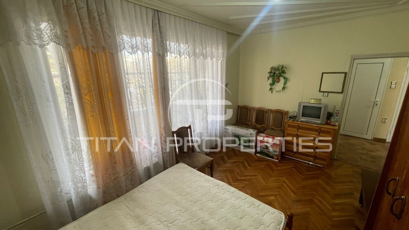 Продава 2-СТАЕН, гр. Бургас, Лазур, снимка 3 - Aпартаменти - 48153090