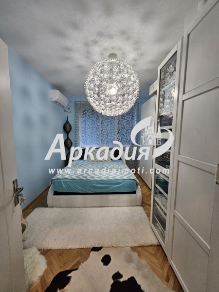 De vânzare  2 dormitoare Plovdiv , Țentâr , 120 mp | 34878755 - imagine [6]