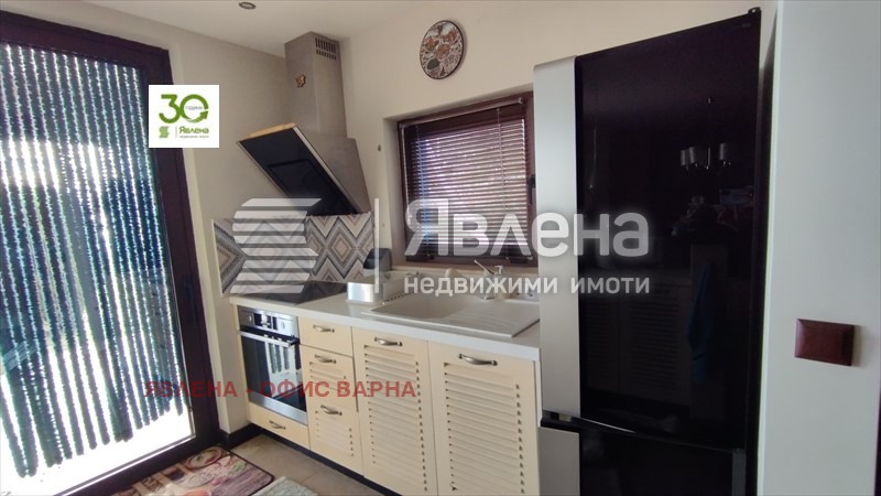 Продава КЪЩА, гр. Балчик, област Добрич, снимка 16 - Къщи - 48072478