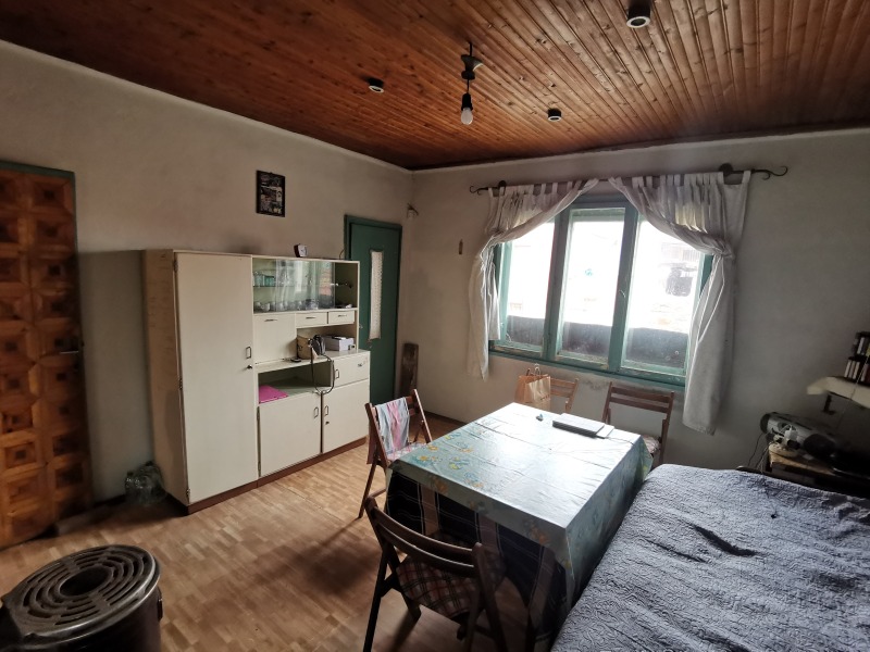 Продава КЪЩА, с. Кадиево, област Пловдив, снимка 8 - Къщи - 52131029