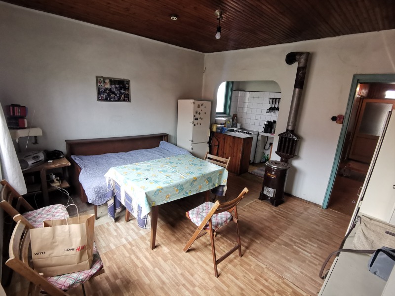 Продава КЪЩА, с. Кадиево, област Пловдив, снимка 9 - Къщи - 52131029