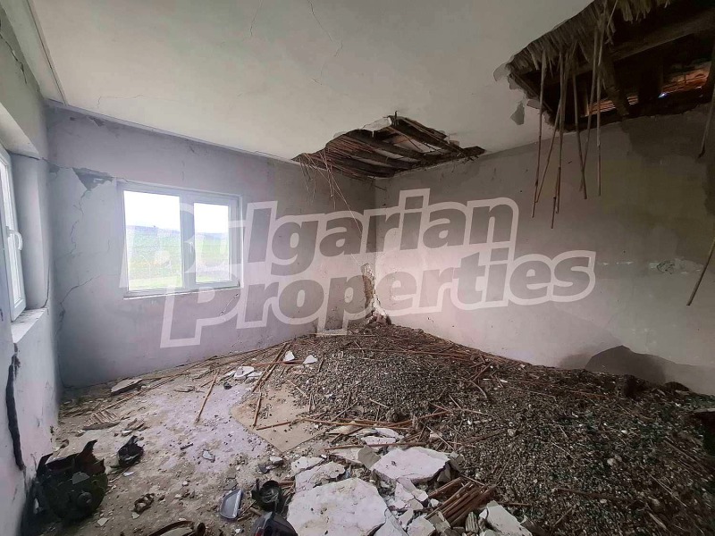 Продава КЪЩА, с. Пчела, област Ямбол, снимка 15 - Къщи - 52525041