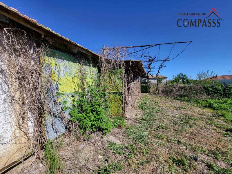 Till salu  Komplott region Dobrich , Lovtjanci , 1640 kvm | 99711488 - bild [5]