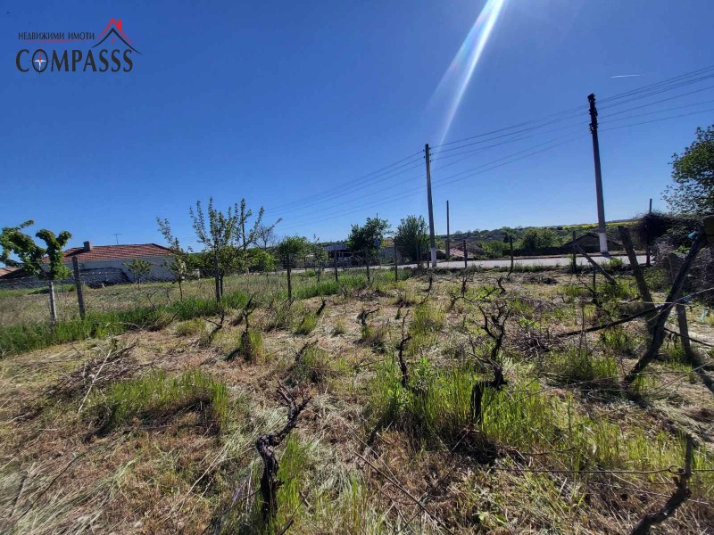 Till salu  Komplott region Dobrich , Lovtjanci , 1640 kvm | 99711488 - bild [7]