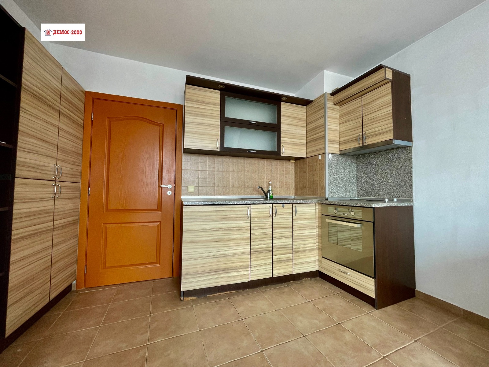 Продава 2-СТАЕН, гр. Варна, Цветен квартал