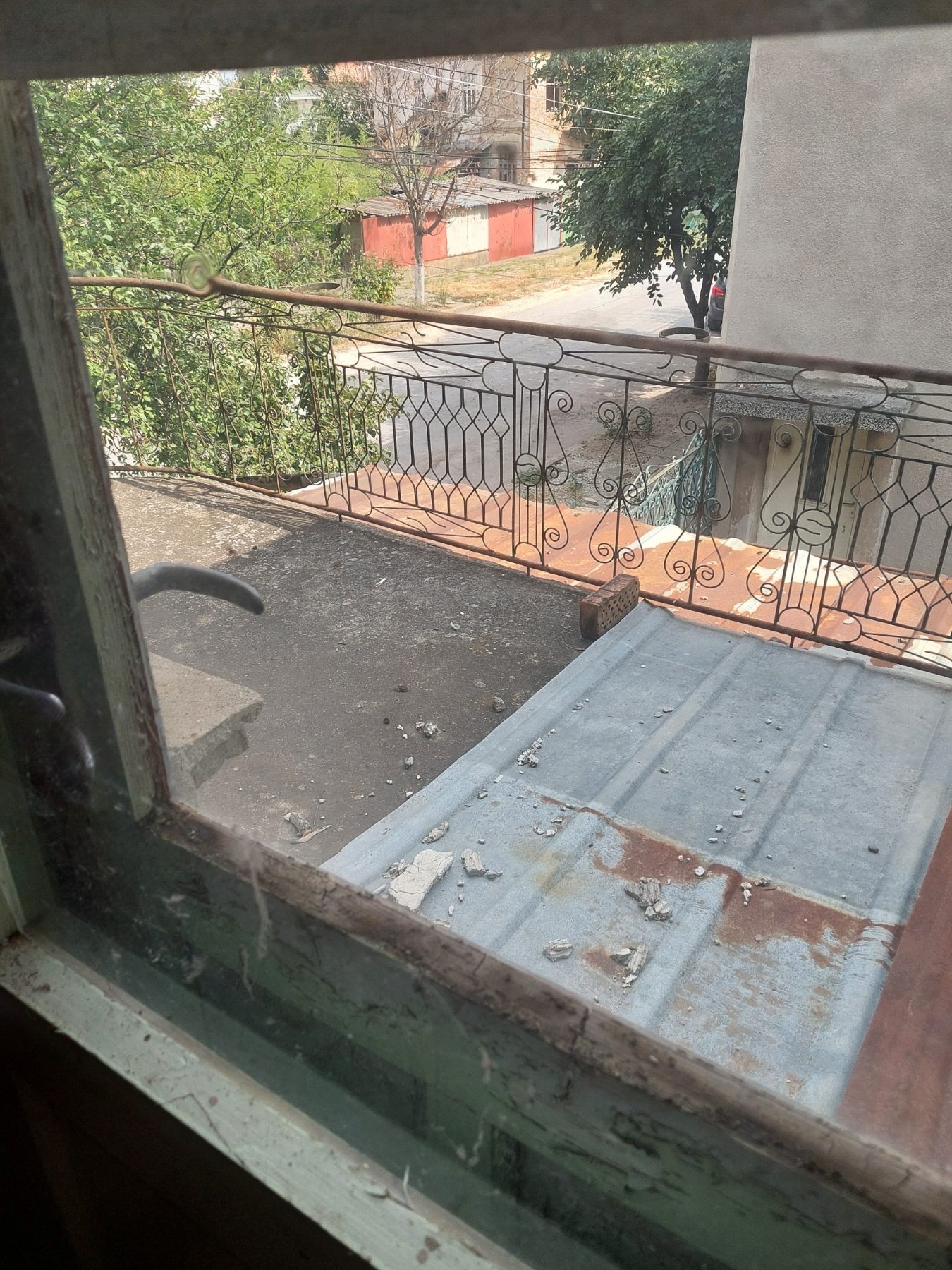 Продава КЪЩА, гр. Левски, област Плевен, снимка 16 - Къщи - 55791443