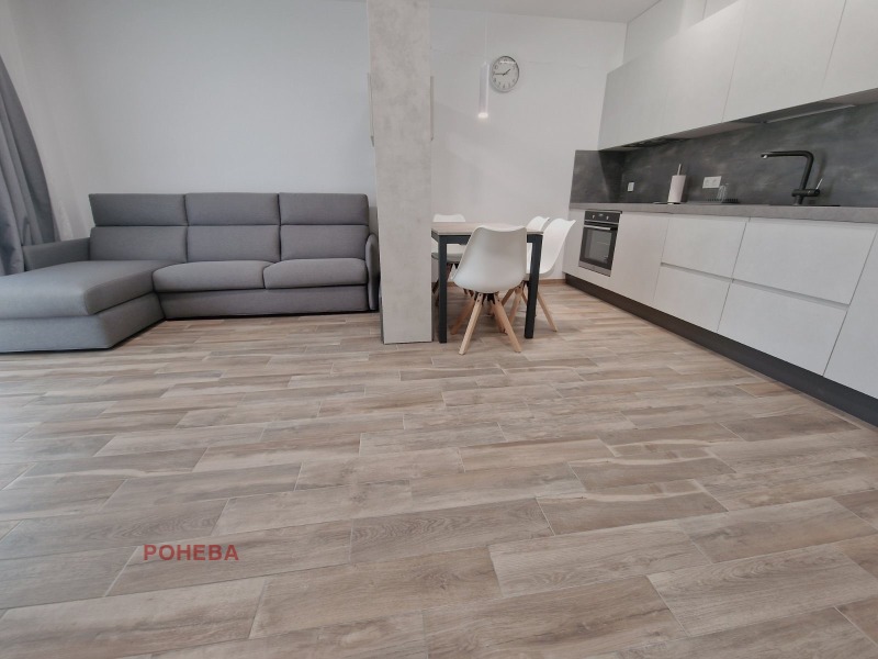 En venta  Estudio Varna , k.k. Sv.Sv. Konstantin i Elena , 56 metros cuadrados | 33160778
