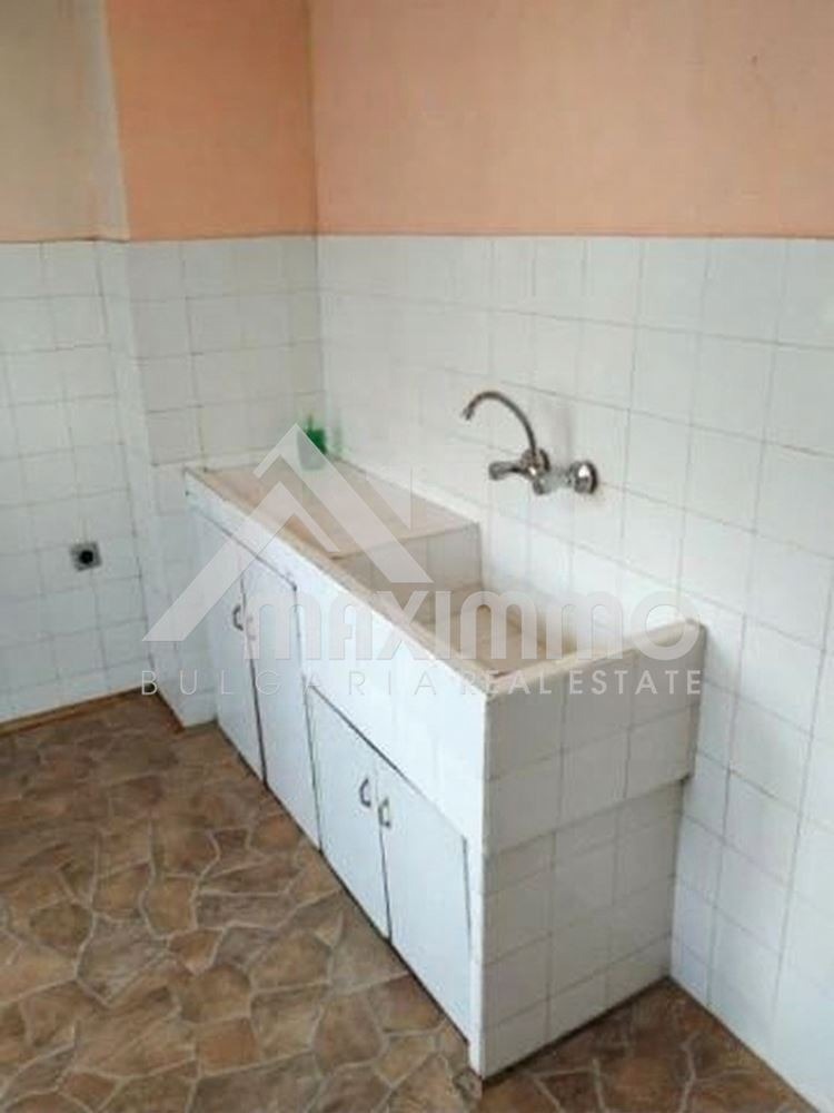 Продава  2-стаен град Варна , Възраждане 2 , 43 кв.м | 81055555 - изображение [8]