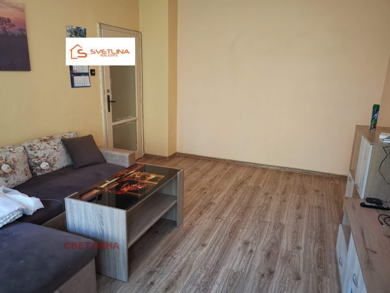Zu verkaufen  1 Schlafzimmer Sofia , Druschba 1 , 65 qm | 45759713