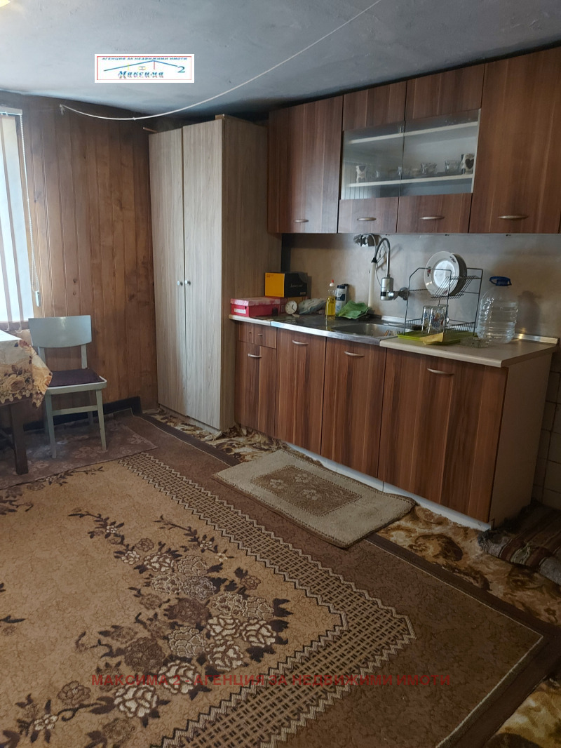 Продава КЪЩА, с. Аспарухово, област Плевен, снимка 10 - Къщи - 52601837