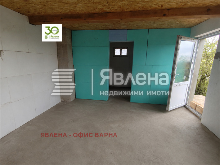 Продава КЪЩА, гр. Варна, м-т Боровец - север, снимка 3 - Къщи - 55892629