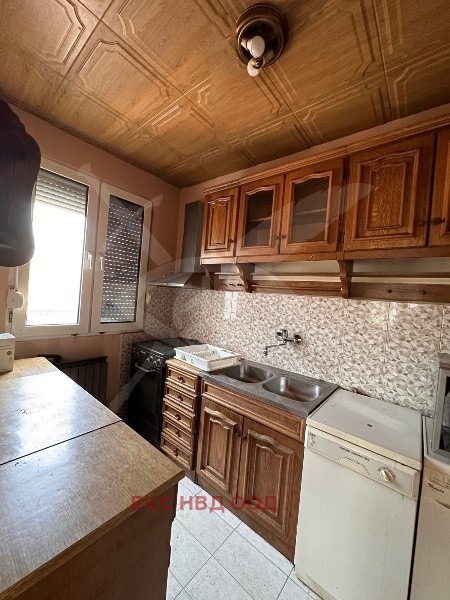 De vânzare  3 dormitoare Plovdiv , Țentâr , 126 mp | 74487407 - imagine [4]