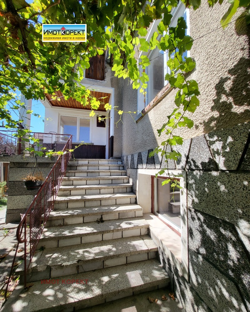 Продава  Къща област Пазарджик , с. Звъничево , 159 кв.м | 75011708