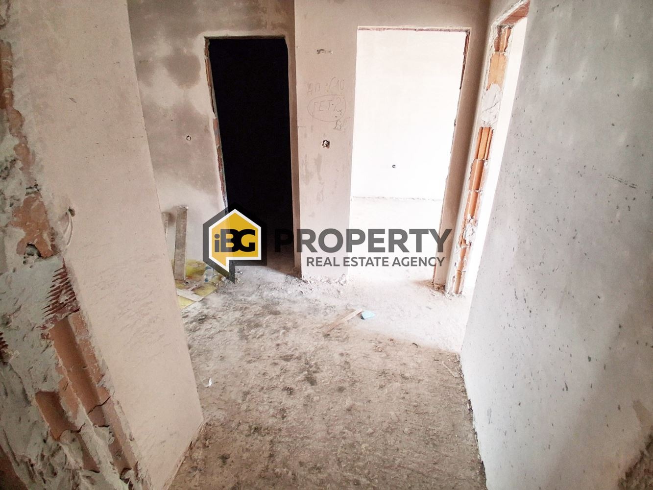 Продава 3-СТАЕН, гр. Варна, Христо Ботев, снимка 2 - Апартаменти - 49574304