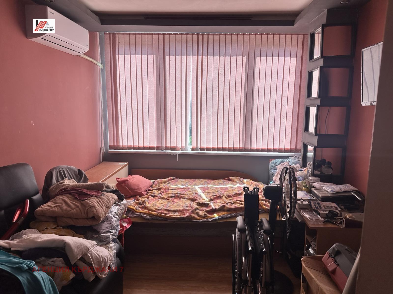 Продава МНОГОСТАЕН, гр. Кърджали, Веселчане, снимка 3 - Апартаменти - 54326681