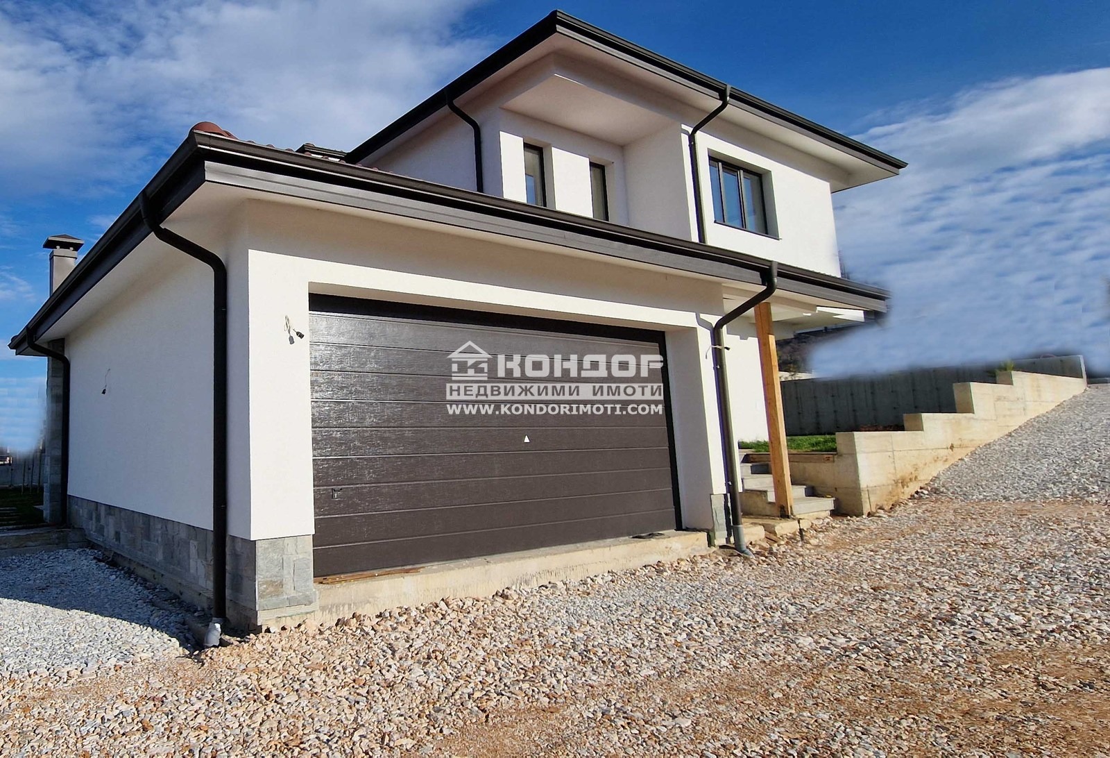 Продава КЪЩА, с. Марково, област Пловдив, снимка 2 - Къщи - 50018117