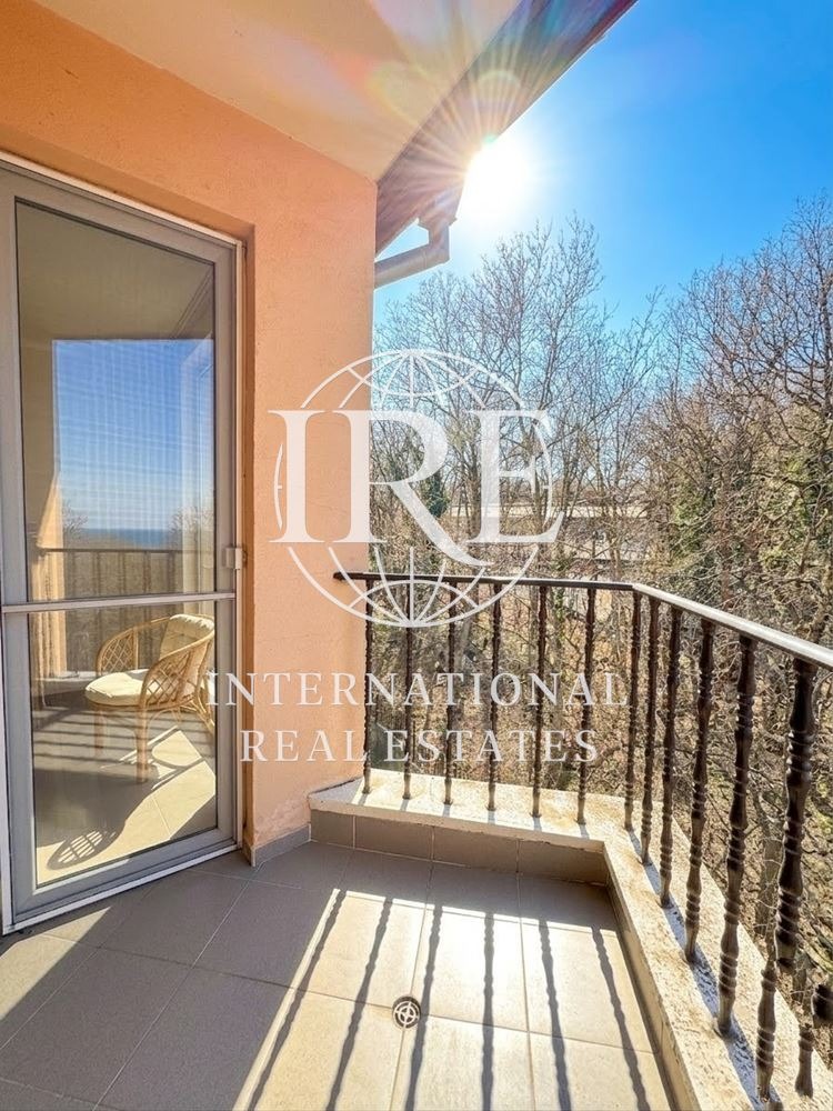 Продава 3-СТАЕН, гр. Варна, к.к. Чайка, снимка 10 - Апартаменти - 53877129